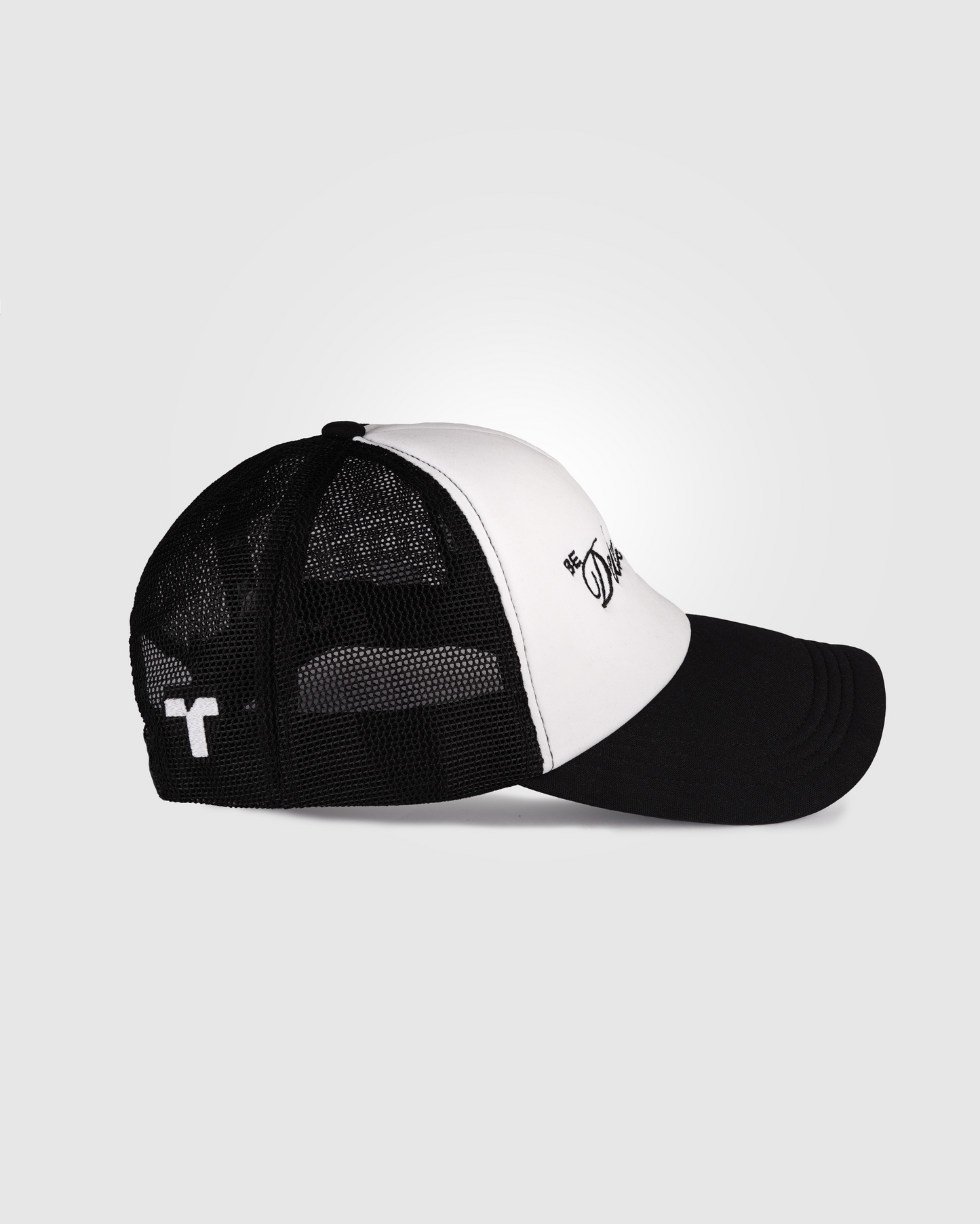 'Be Delusional' Trucker hat